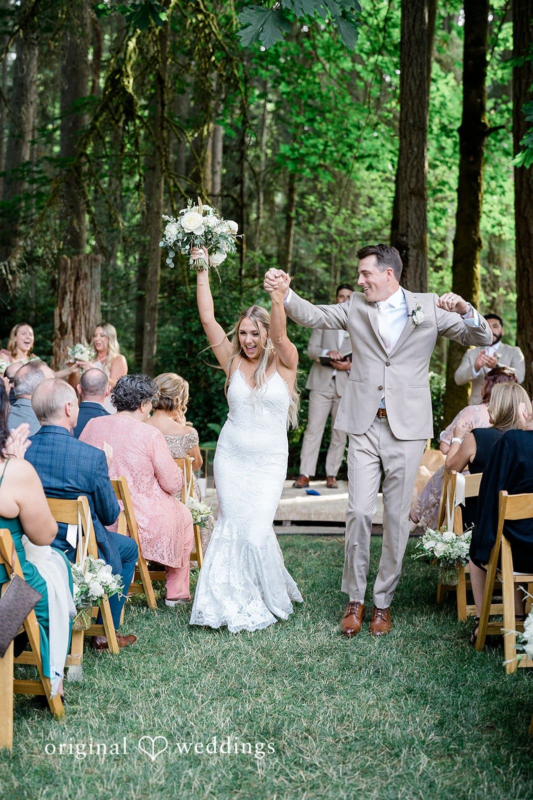 Washington Backyard Wedding // Emily & Aaron -