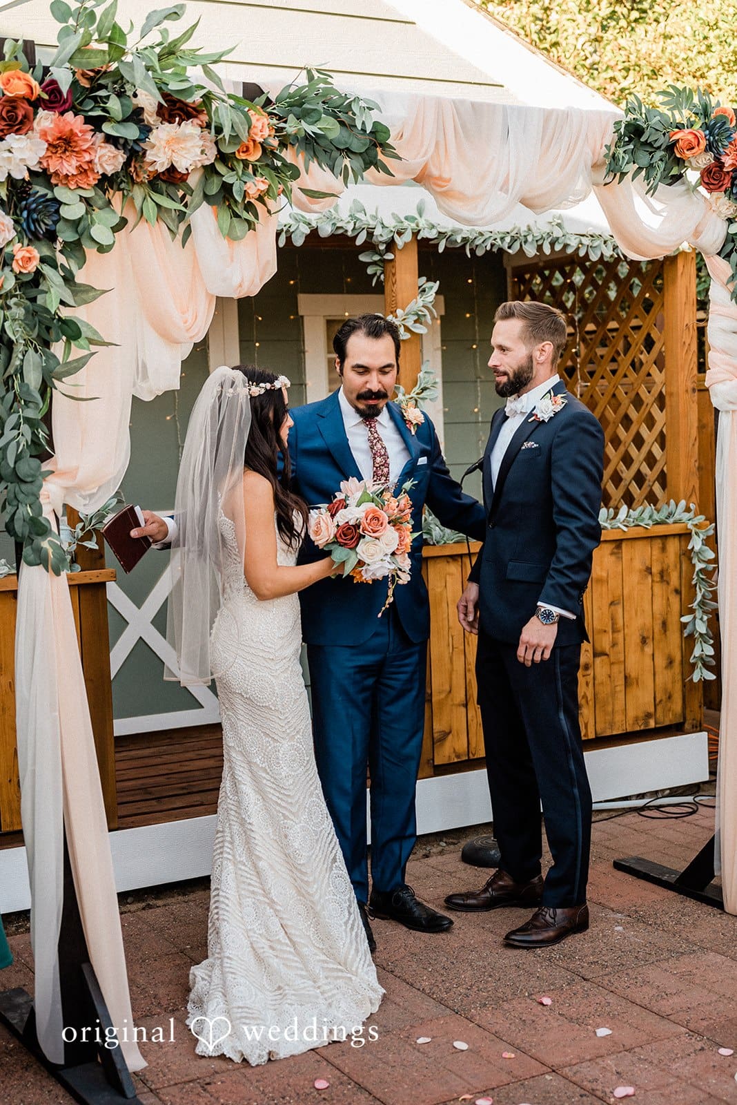 Washington Backyard Wedding // Kelsey & Brandon -