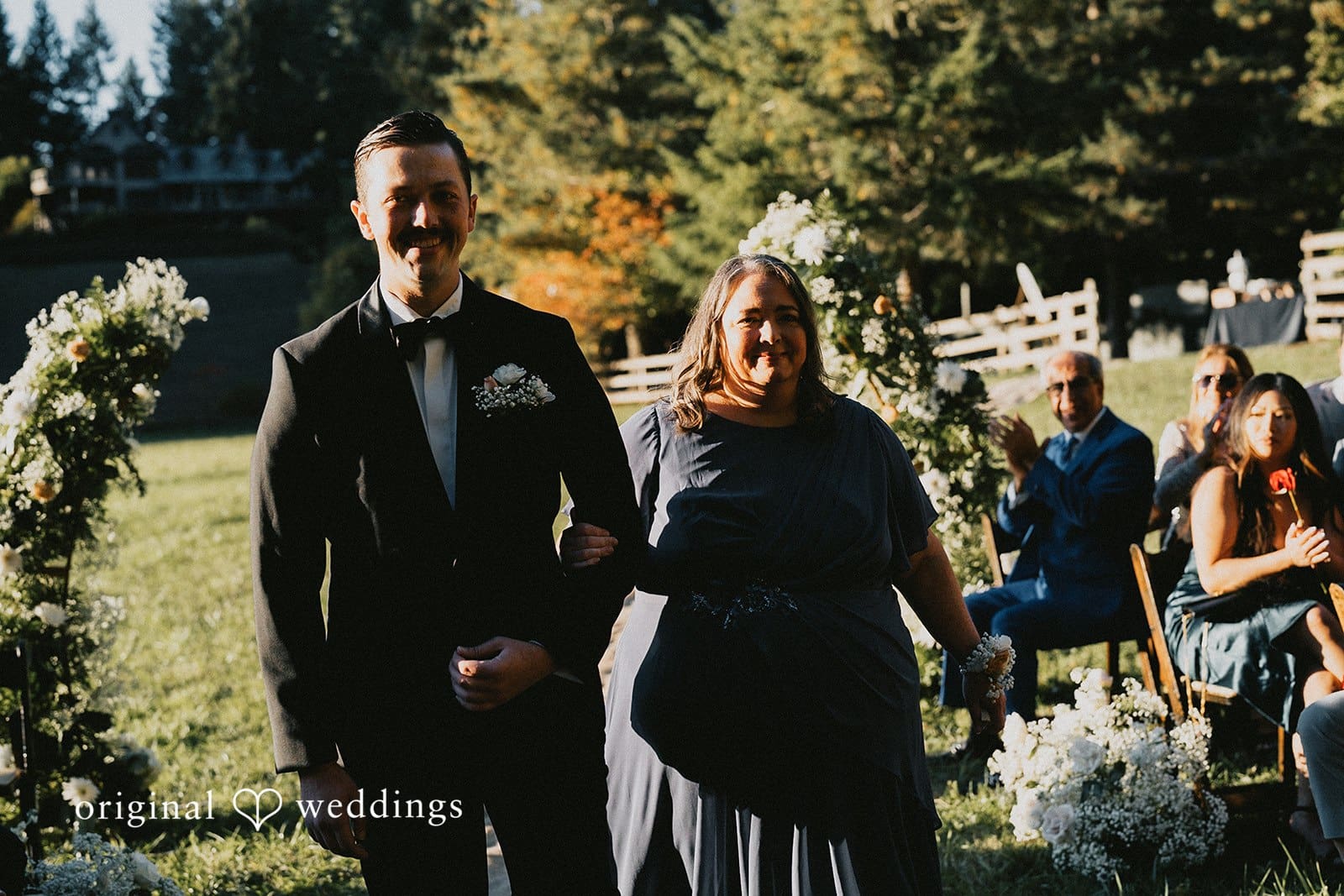Washington Backyard Wedding // Jessica & Cameron -