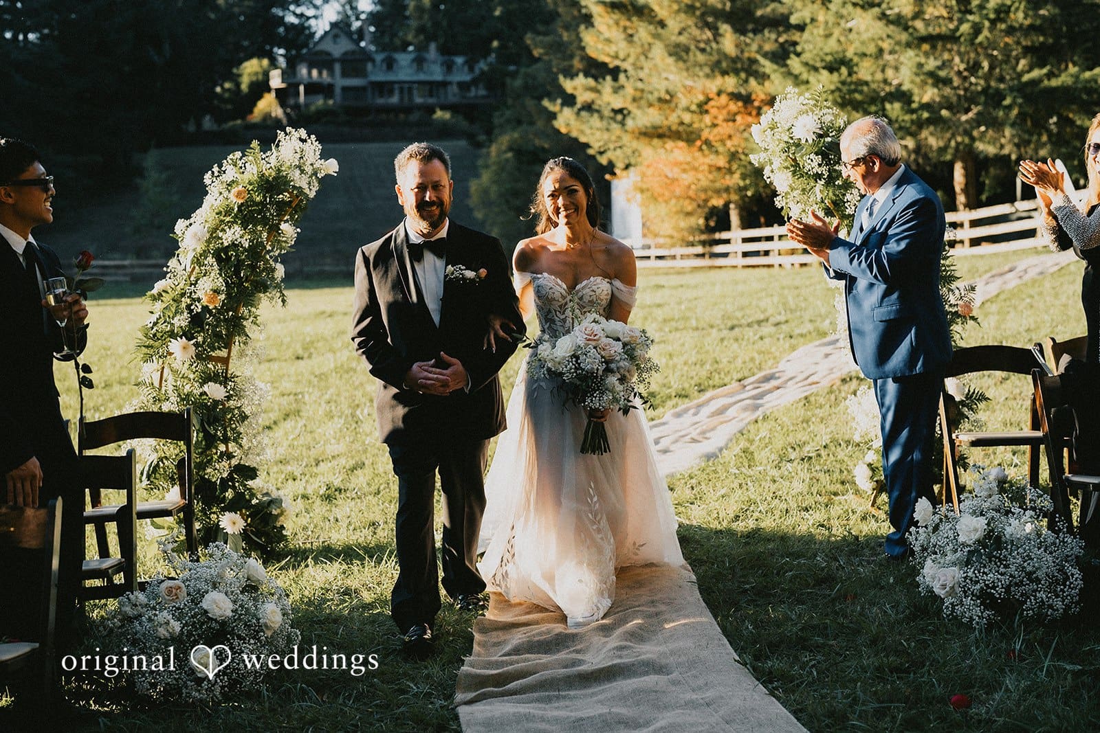 Washington Backyard Wedding // Jessica & Cameron -