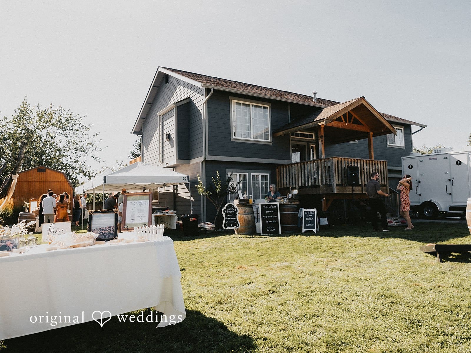 Washington Backyard Wedding // Jonathan & Ashley -