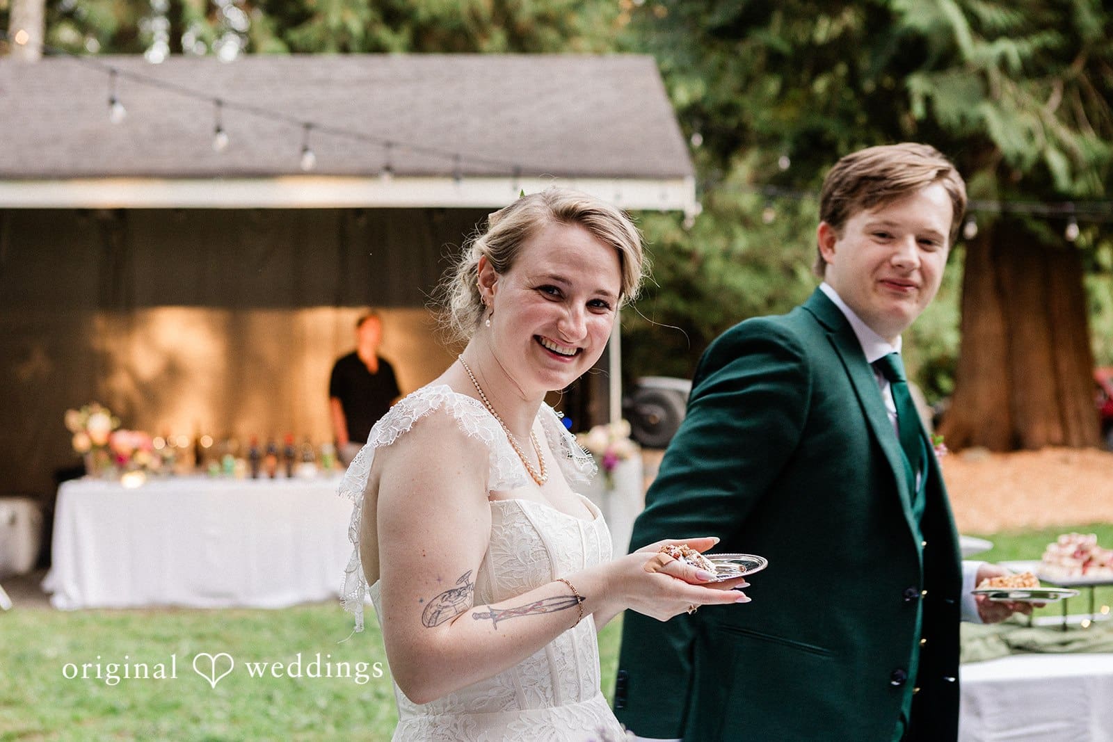 Washington Backyard Wedding // Catherine & Jonah -