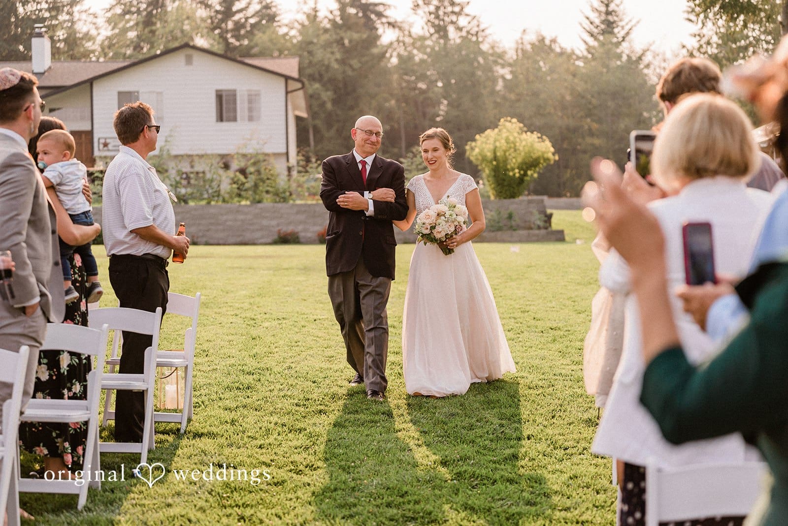 Washington Backyard Wedding // Rachel & Zachary -