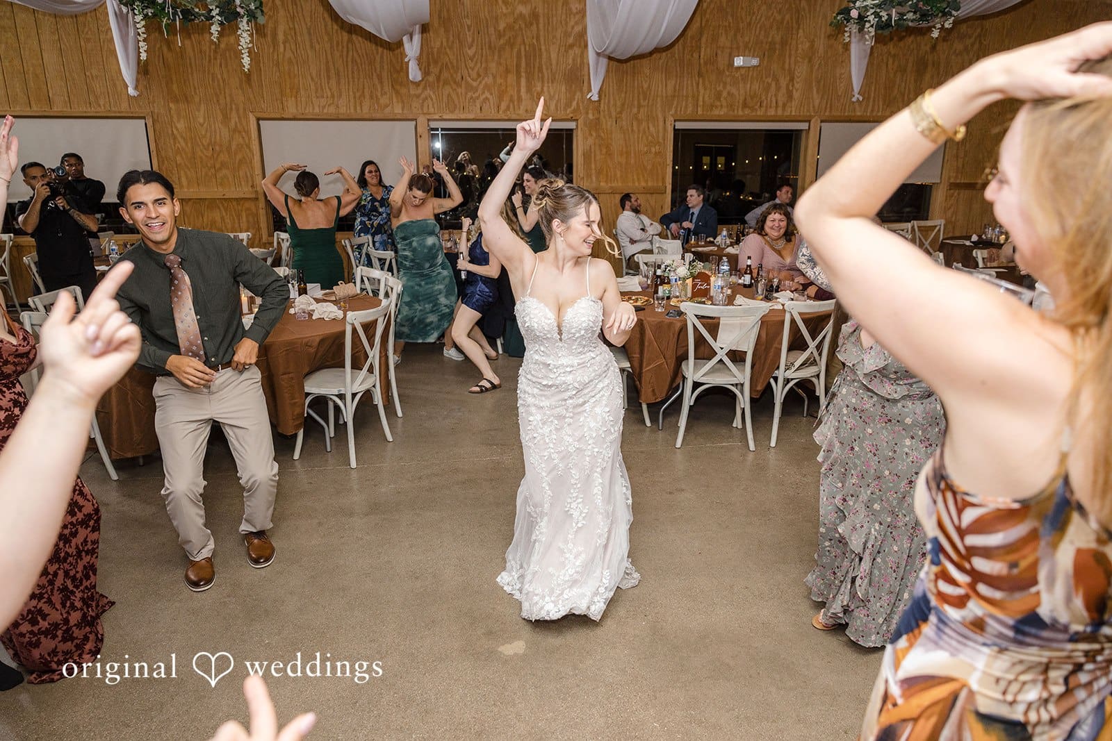 Whispering Woods Wedding // Sydney & Zac -