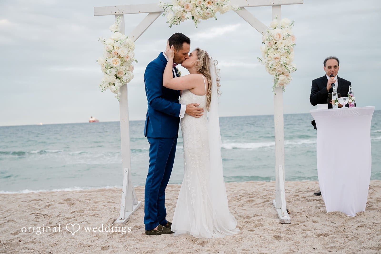 Wine Garden Wedding // Allison & Carlos -