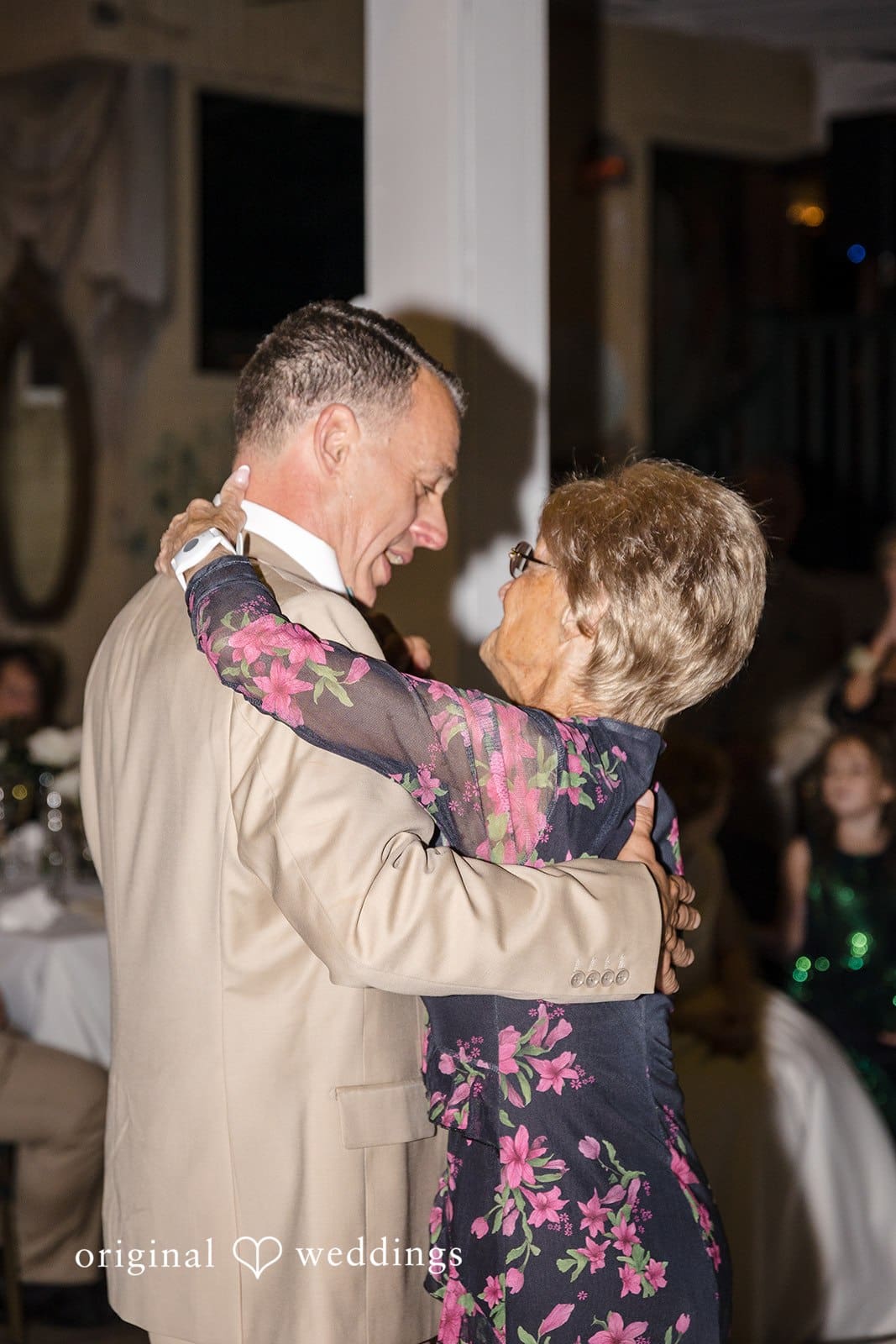 Yellow Dog Cafe Wedding // Kelly & Lawney -