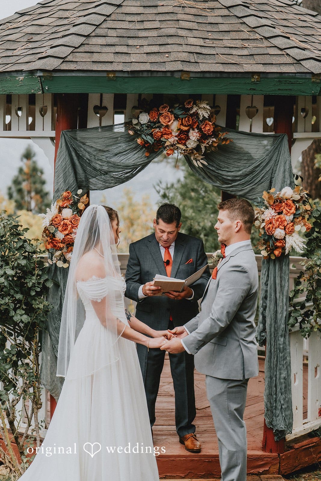 Lillaskog Lodge Wedding // Heather & Nathaniel -