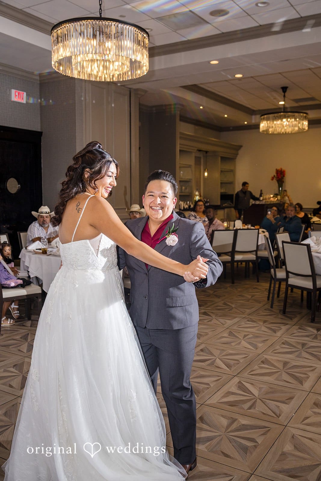 Maggiano's at the Rim Wedding // Pearl & Denise -
