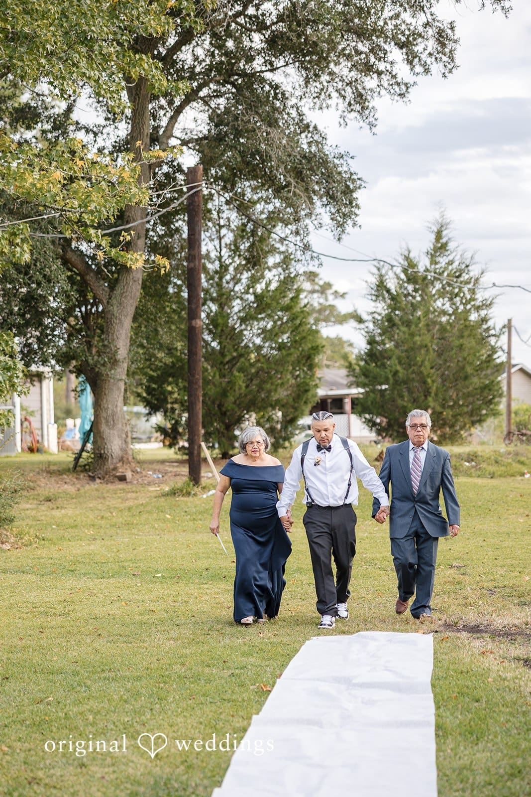 Texas Backyard Wedding // Amy & Pablo -