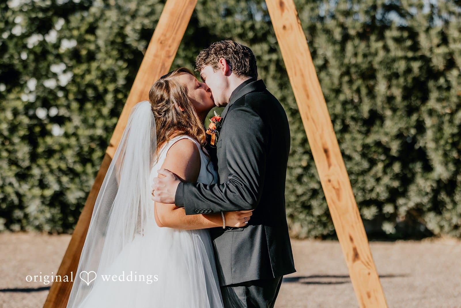 The Big Tin Cotton Gin Wedding // Jennifer & Jake -