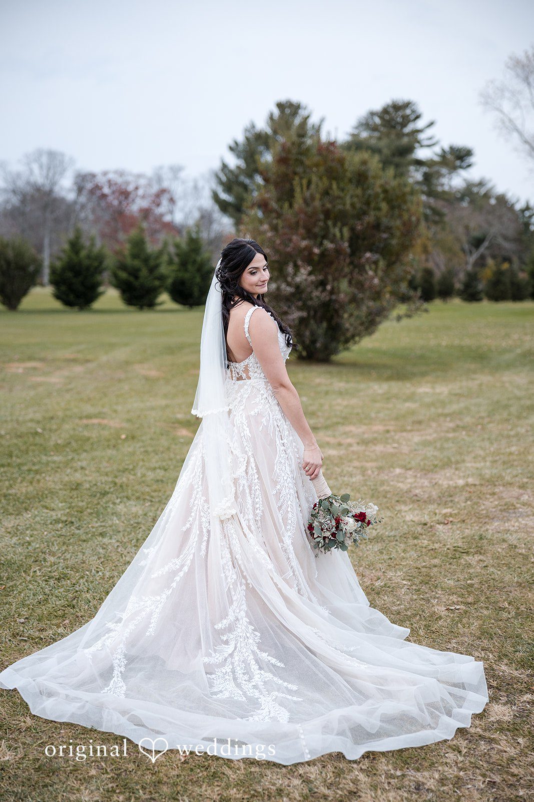 A beautiful portrait of the bride at Eastlyn Golf Course' field