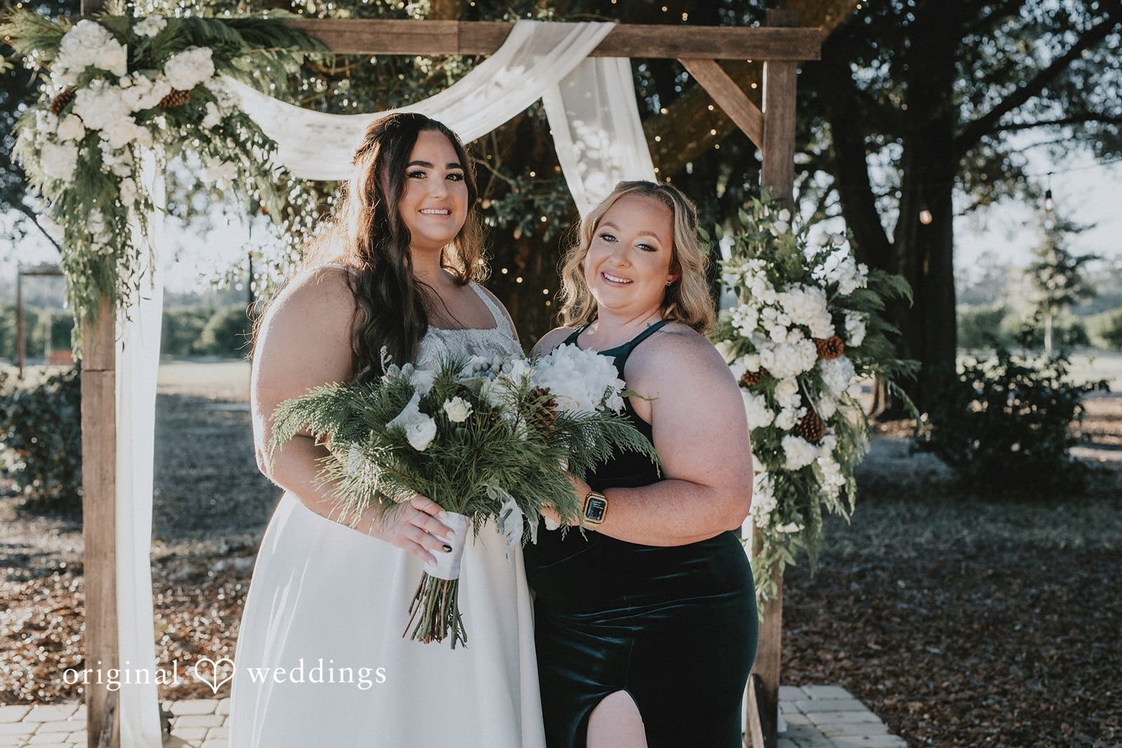 Our Orlando wedding photographers took a beautiful portrait of the bride and her bridesmaid