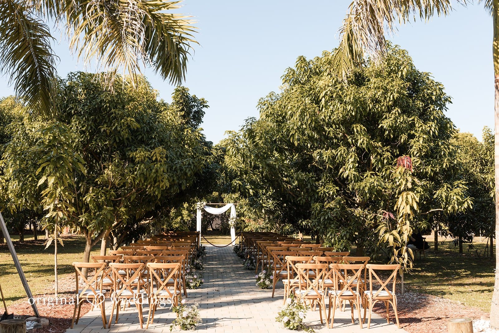 Outdoor beautiful aisle at Hacienda Los Robles