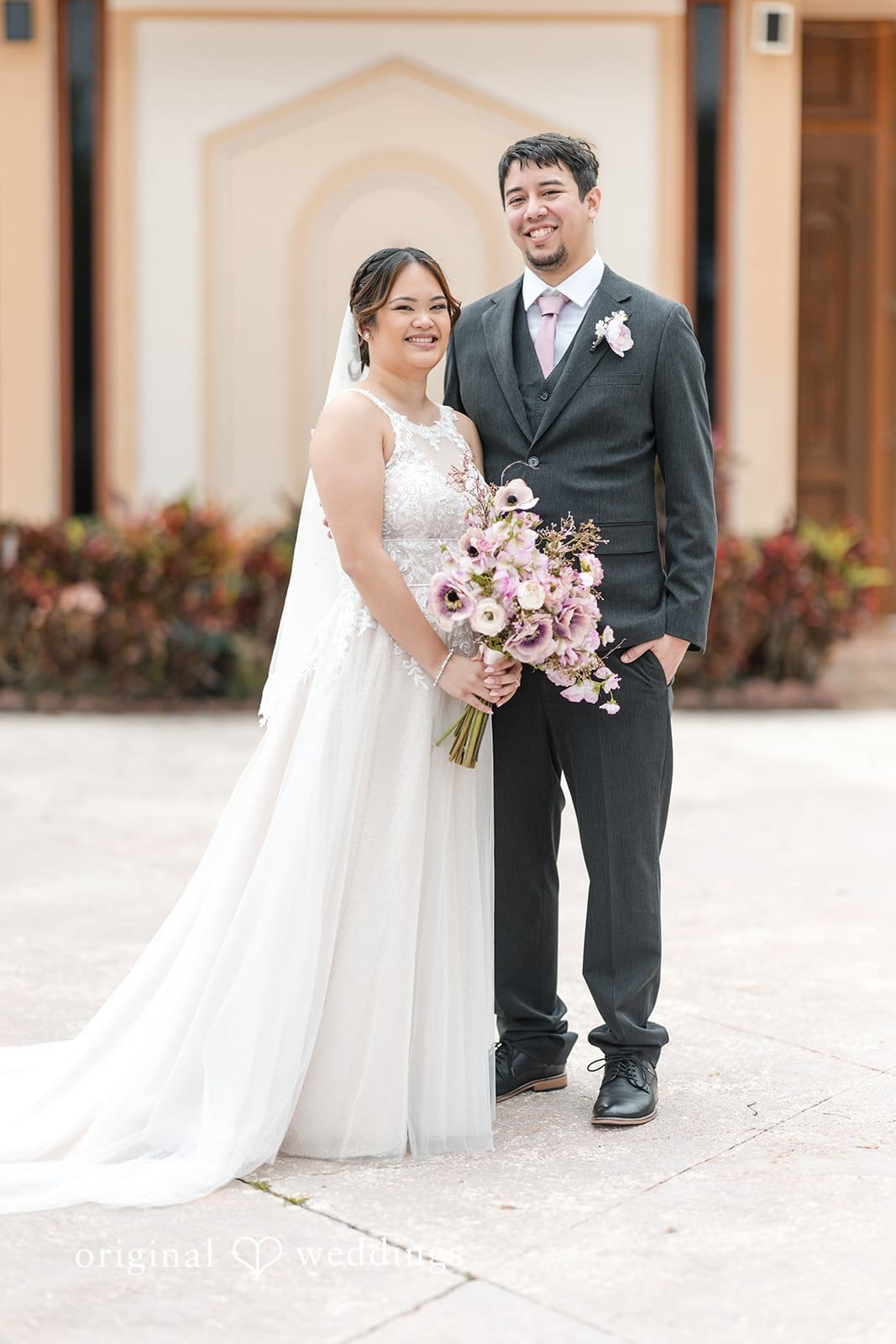 They both look gorgeous with each other.