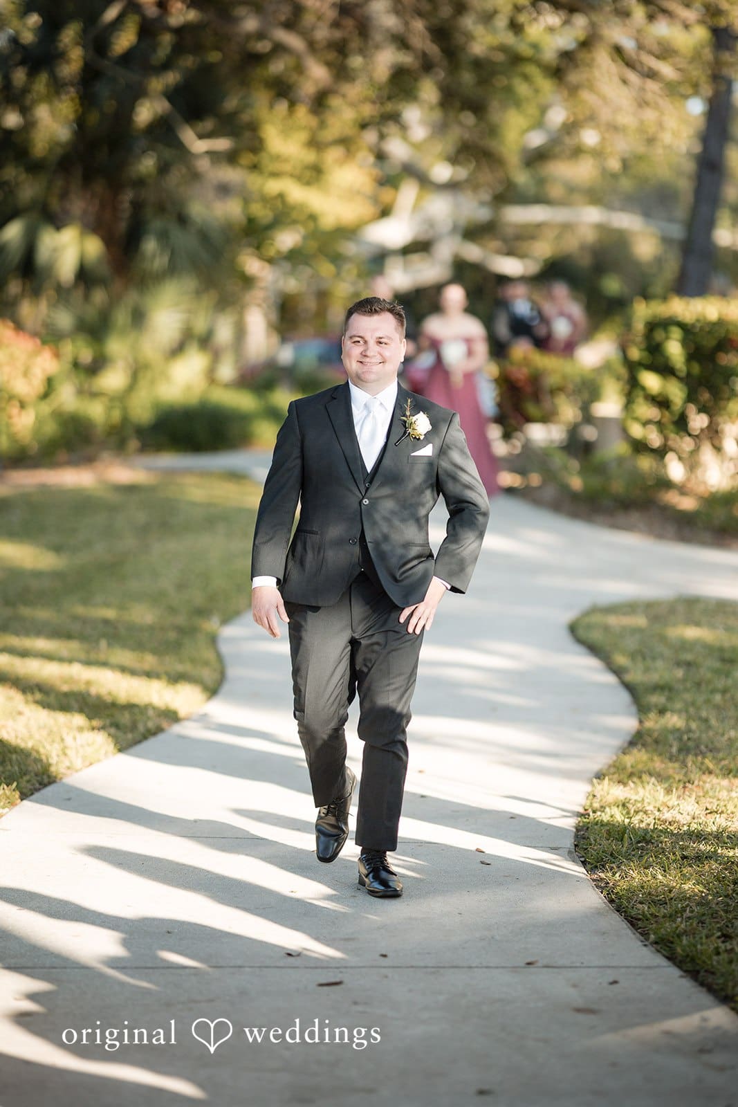 Nicole + Hunter Groom capturing joyful wedding memories at Powel Crosley Estate