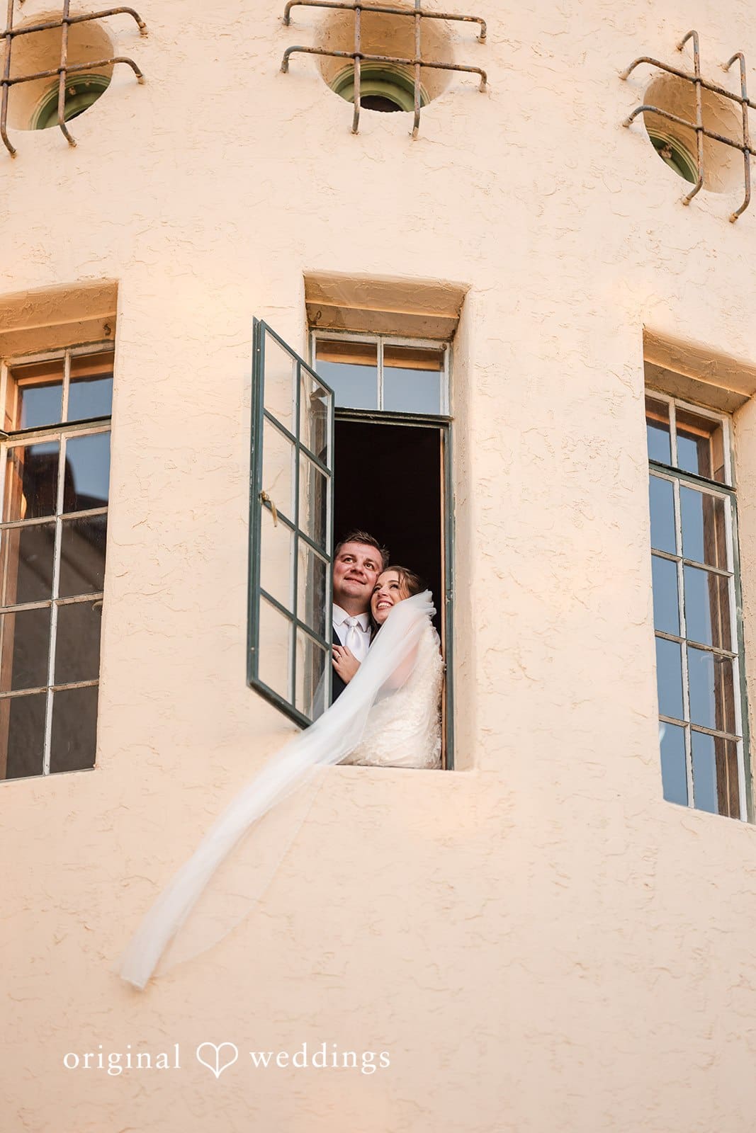 Nicole + Hunter Golden hour couple portrait at Powel Crosley Estate