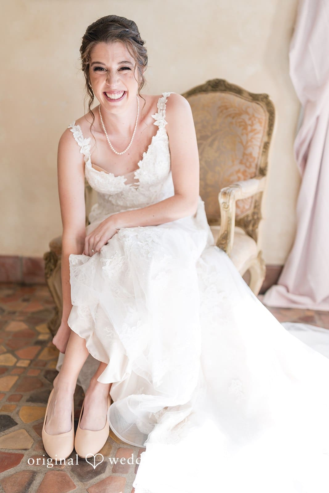 Nicole + Hunter Beautiful bride portrait picture