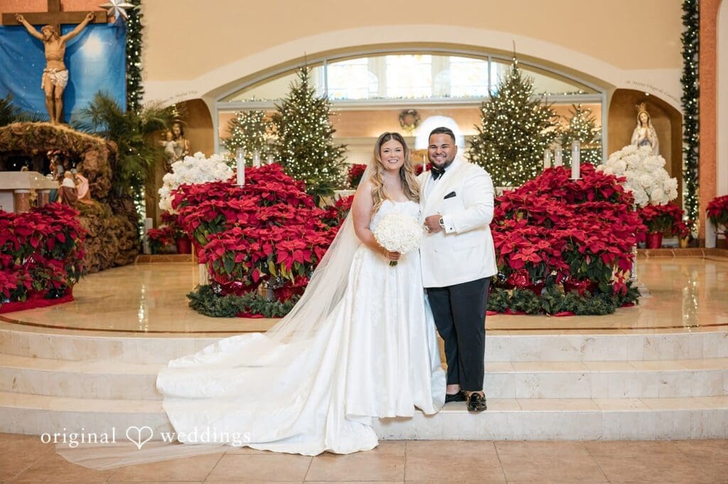 Our Miami wedding photographers at Original Weddings captured a beautiful portrait of the couple in their Prestige Estate Wedding