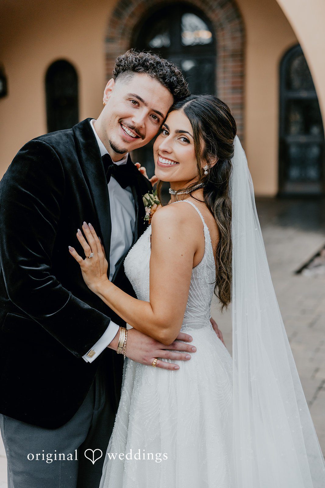 Jakob + Flowreen A stunning portrait of the couple at St Gabriel Catholic Church