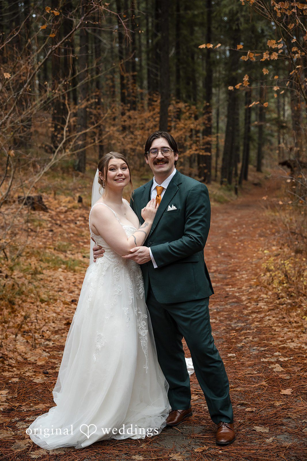 A stunning portrait of the couple at Tierra Retreat Center