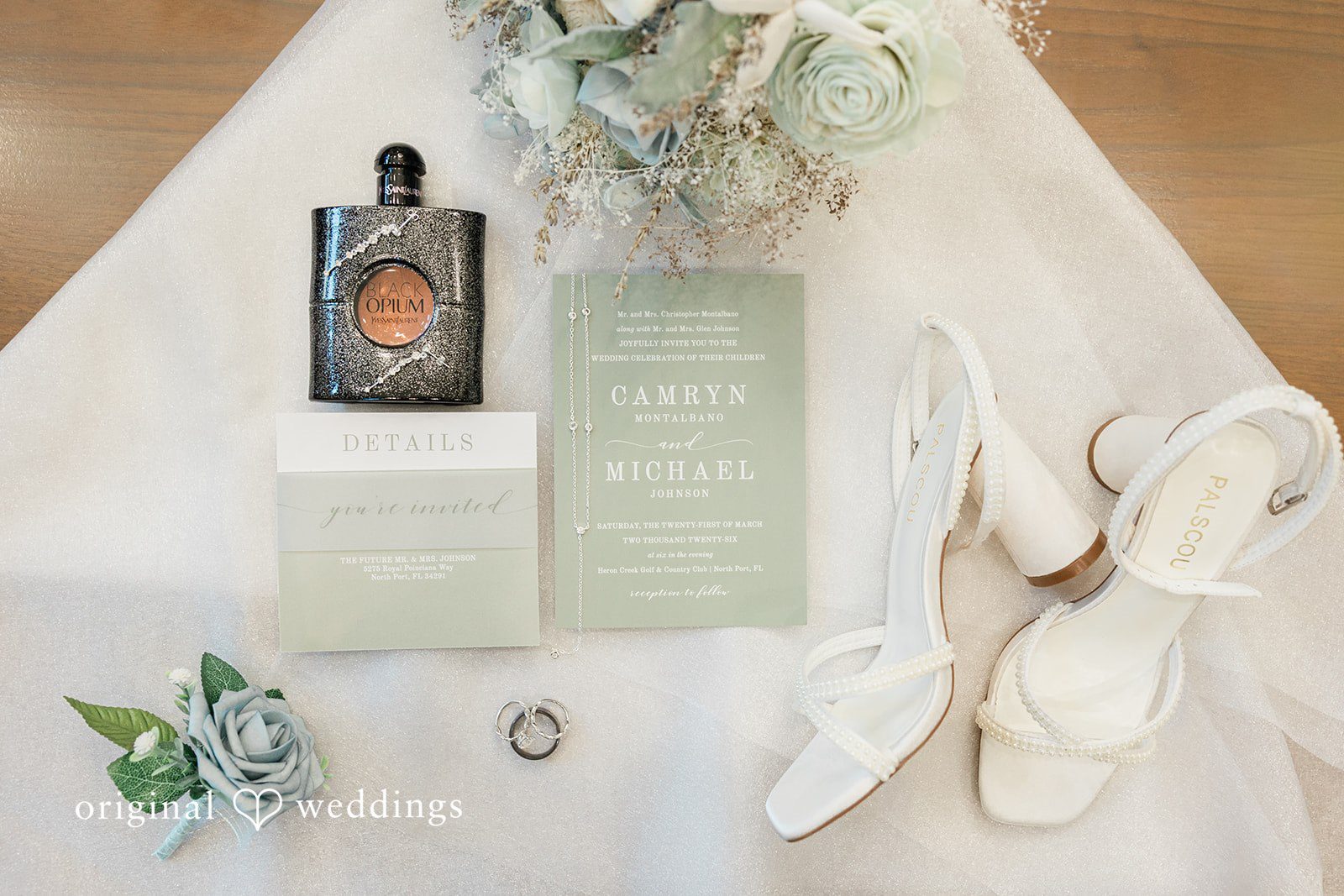 Beautiful picture of accessories