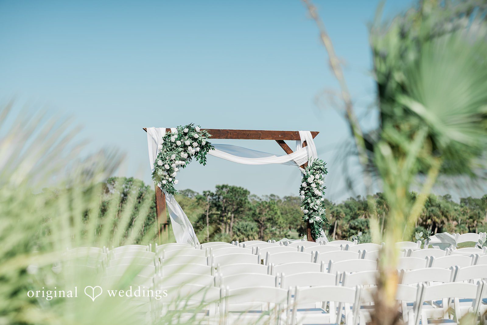 Beautiful shot of decoration by Tampa wedding photographers