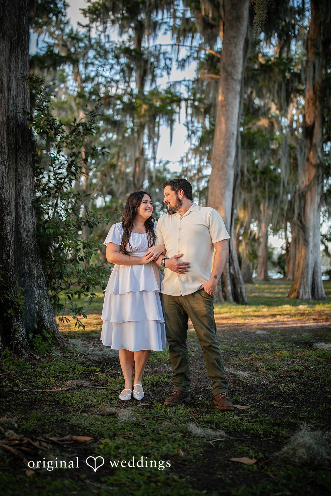 A beautiful portrait of the couple at the garden