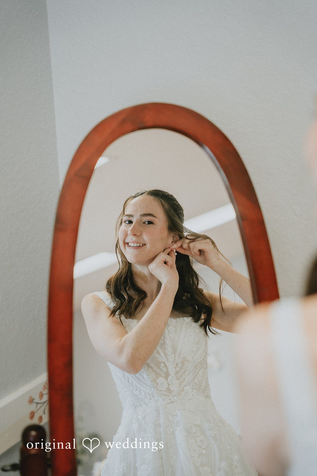 The bride's getting-ready moment