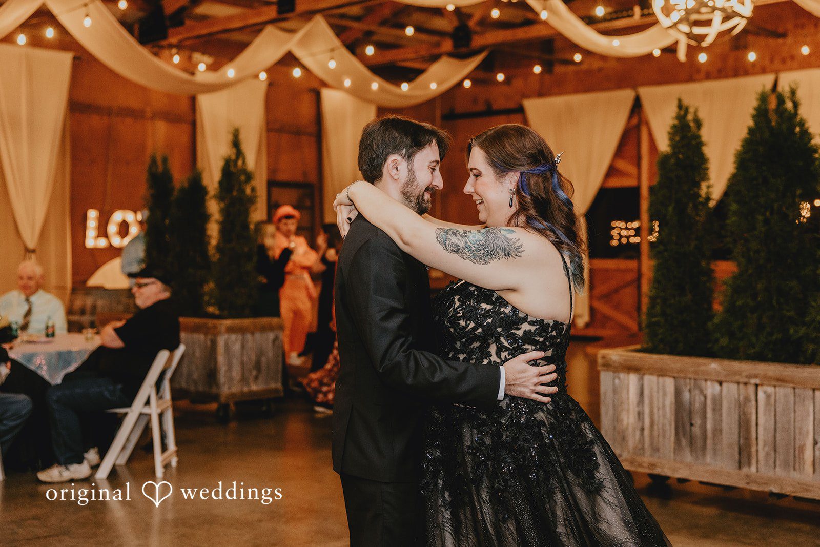 A candid outdoor moment reflects the storytelling approach of Seattle Wedding Photography.