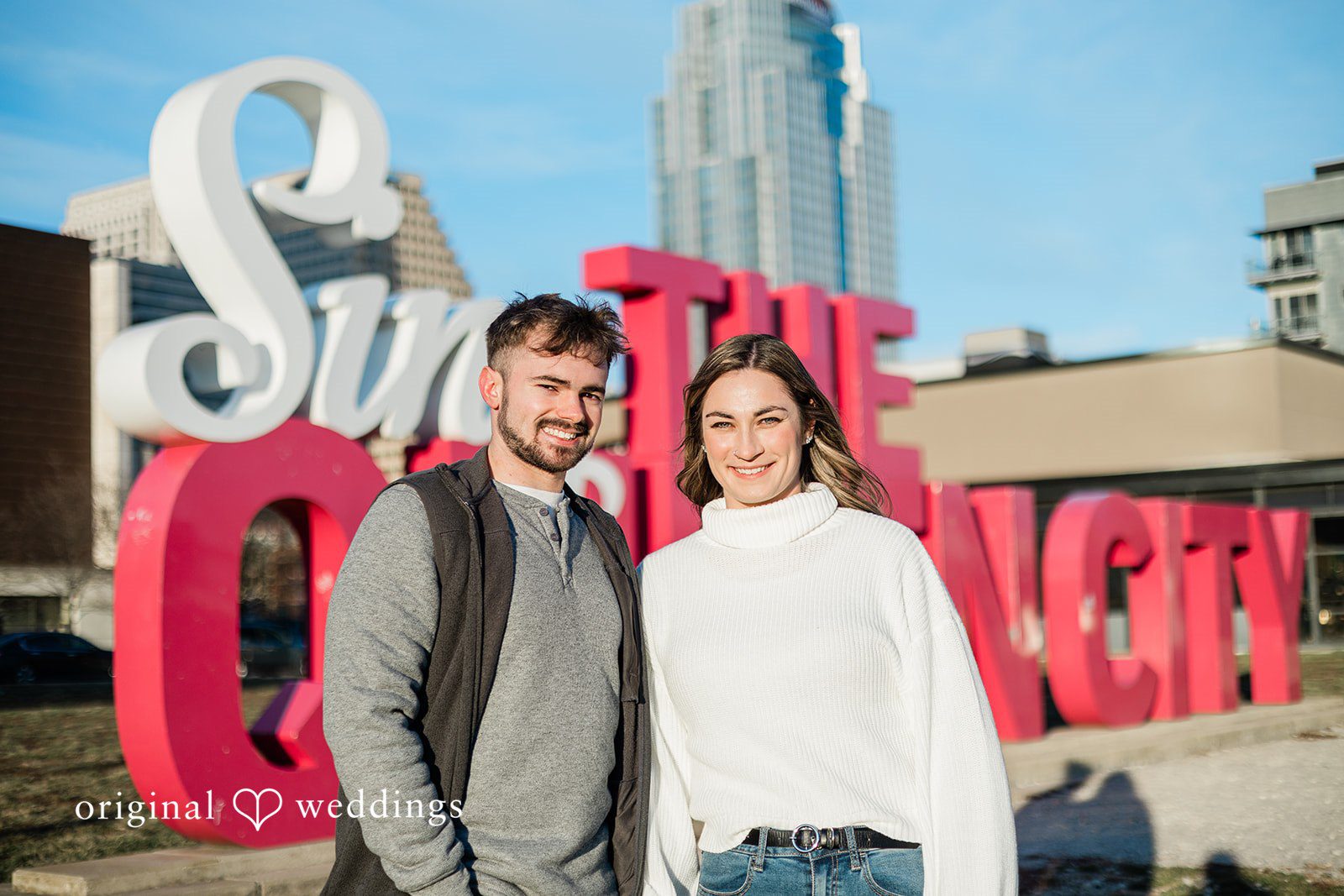 Lovely picture of couple at Smale Riverfront Park