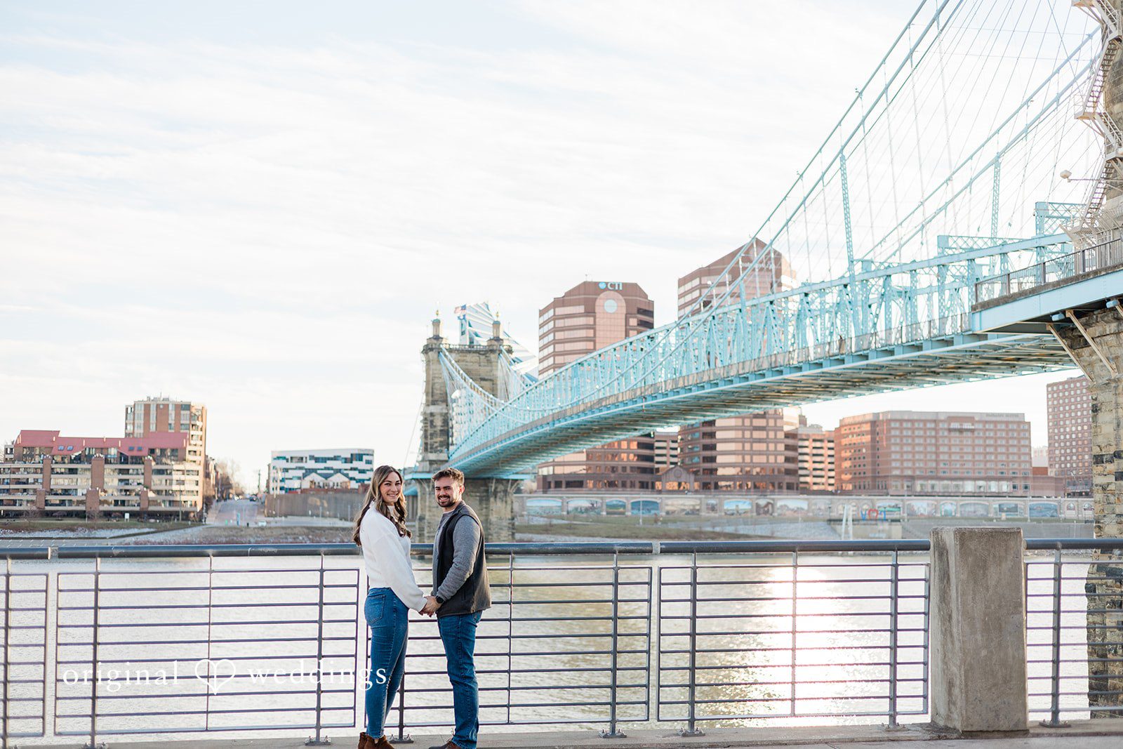 Stunning picture of couple with super beautiful background