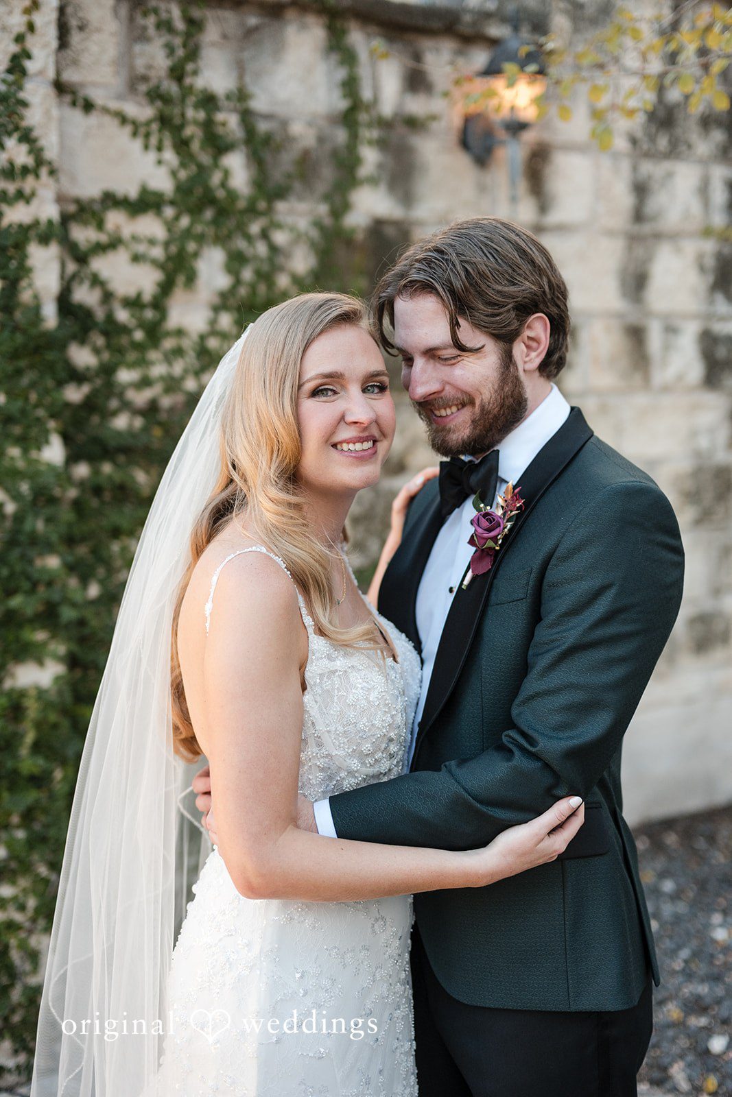A romantic portrait of the couple at The Allan House