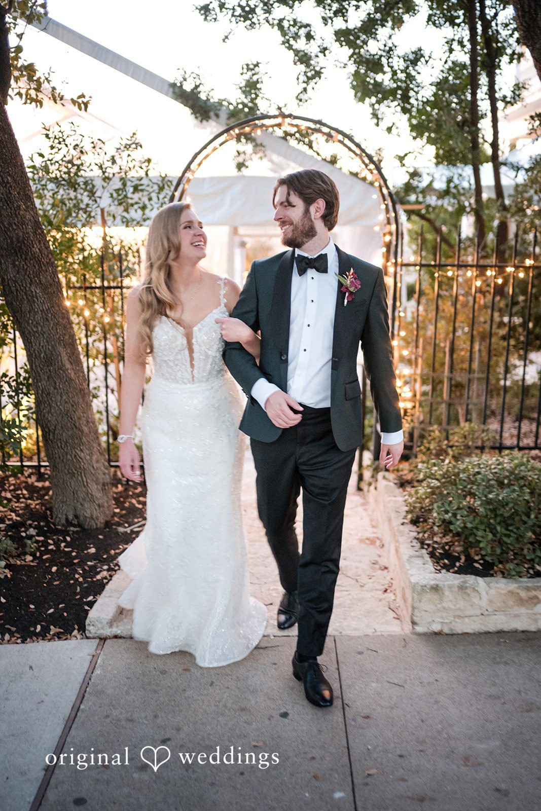 A romantic portrait of the couple at Allan House