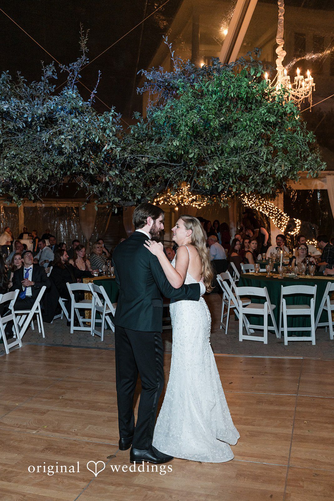 The couple’s first dance