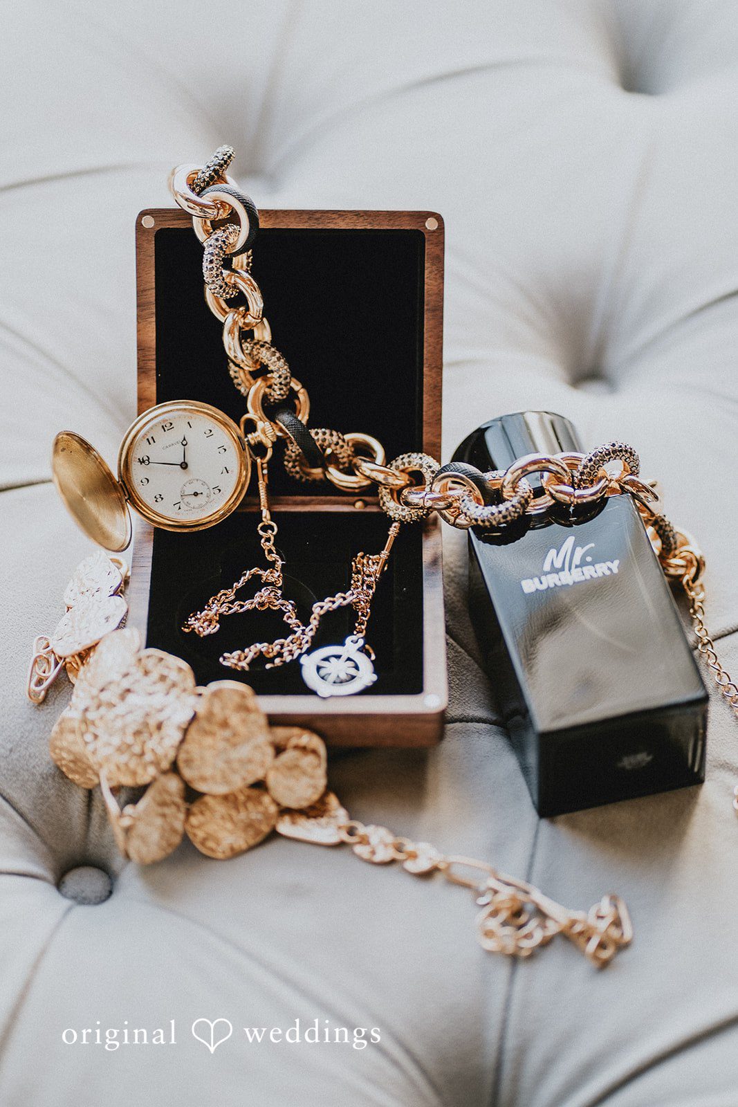 Dianna + Devin A photo of the wedding accessories