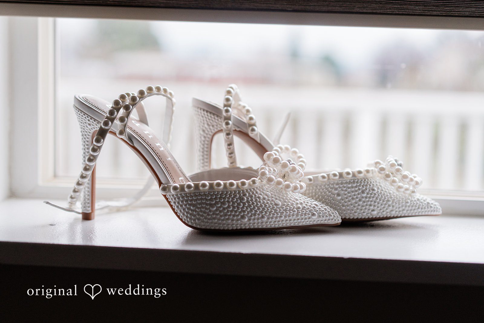 Detailed picture of bride's shoes