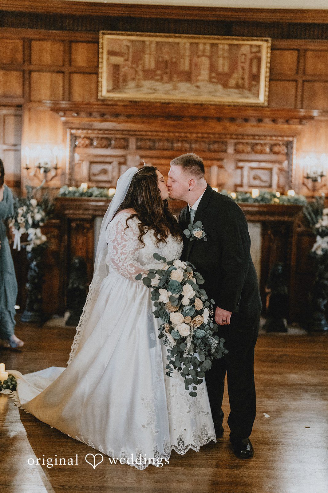 Kaydee + Jameson Beautiful wedding kiss moment