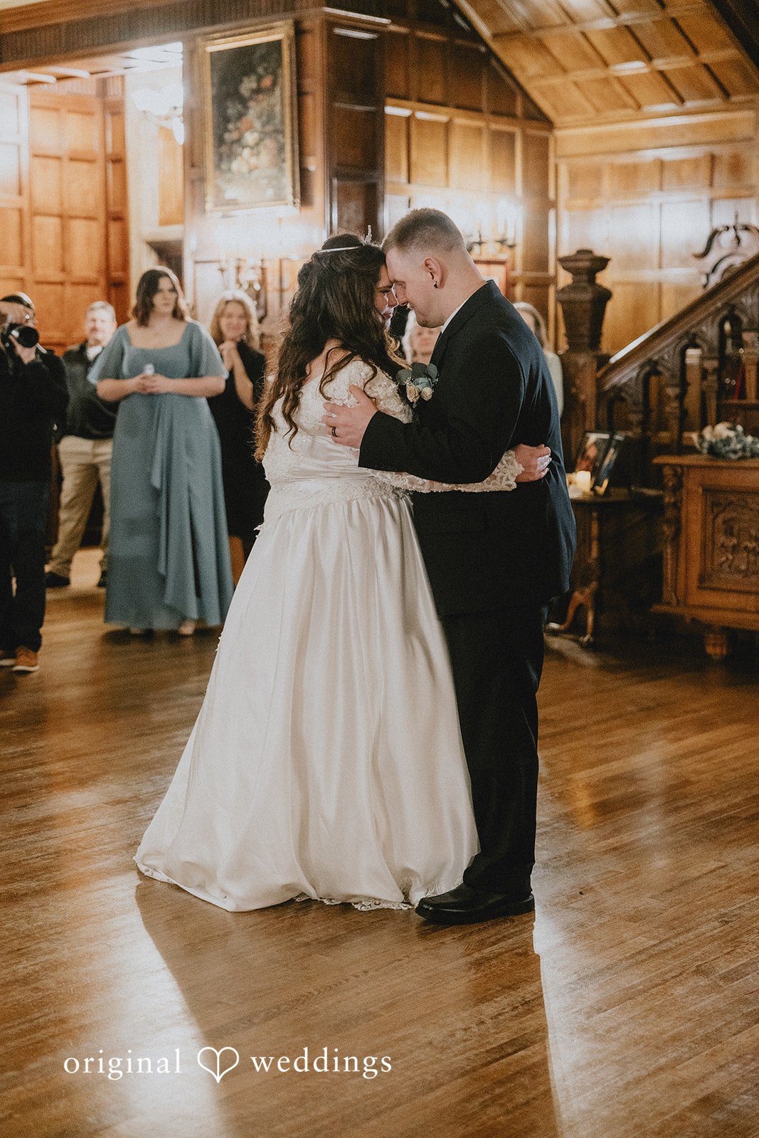 Kaydee + Jameson Emotional dance of bride and groom at Thornewood Castle