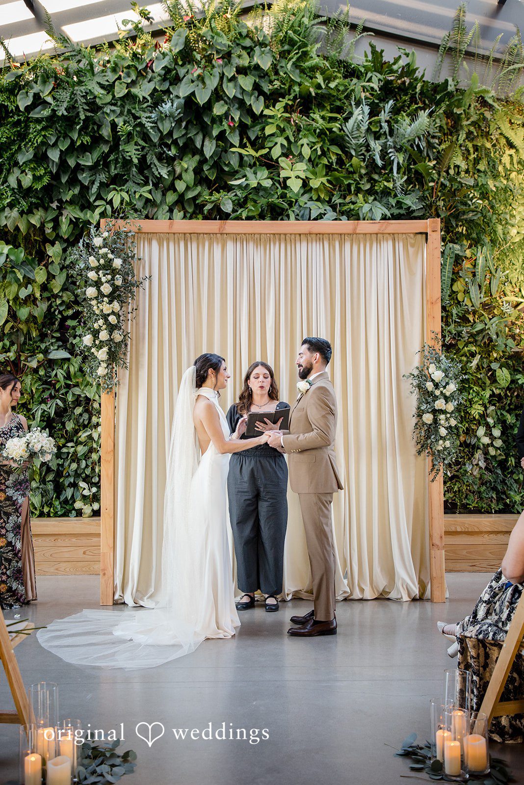 Austin Wedding Photography at Walden Retreats | Gabrielle & Eric -