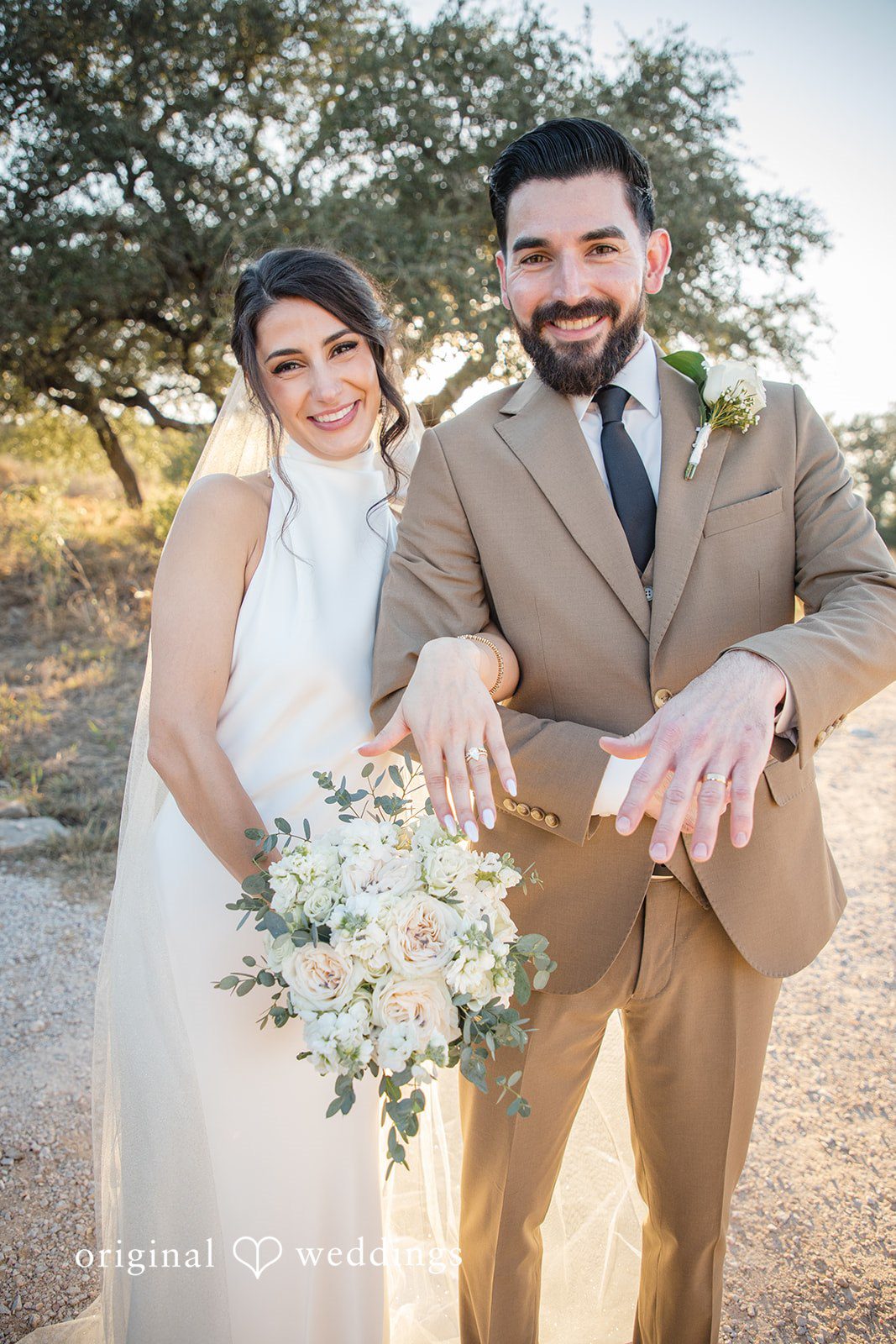 Austin Wedding Photography at Walden Retreats | Gabrielle & Eric -