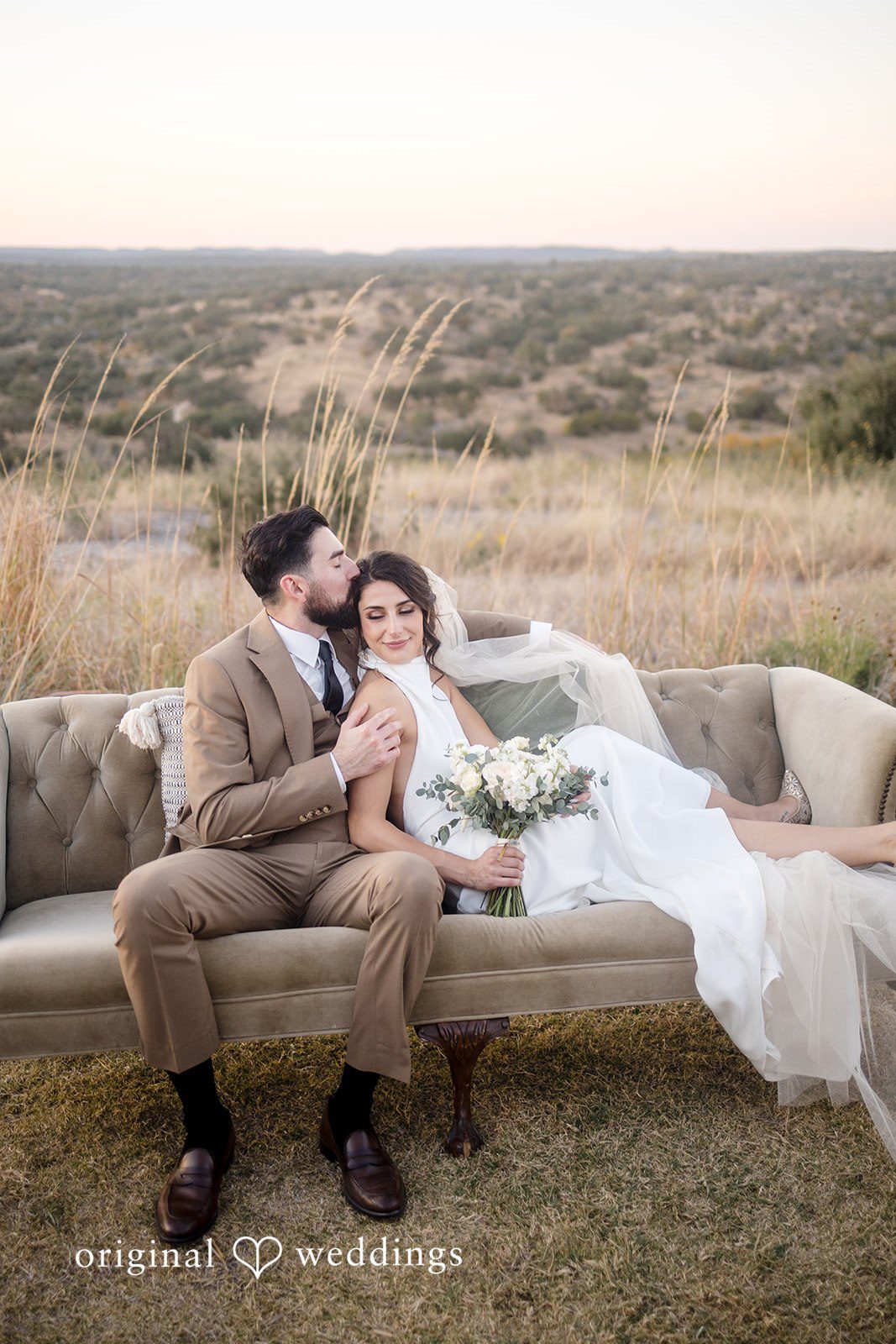 Austin Wedding Photography at Walden Retreats | Gabrielle & Eric -
