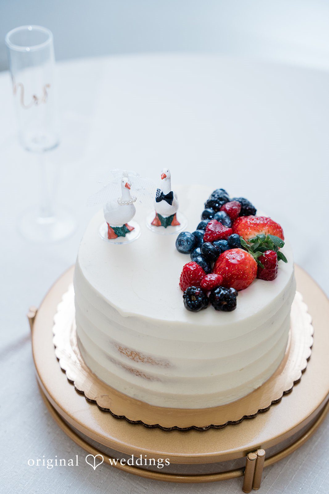 Dominic + Erika Joy A delicious Wedding Cake.