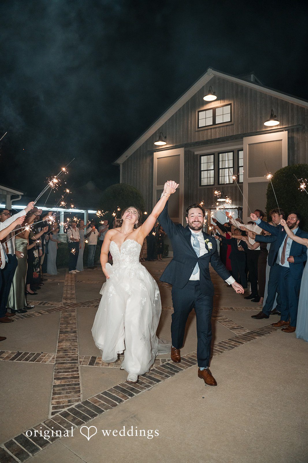 Kennedy + Collin A joyful portrait of the couple to seal the night
