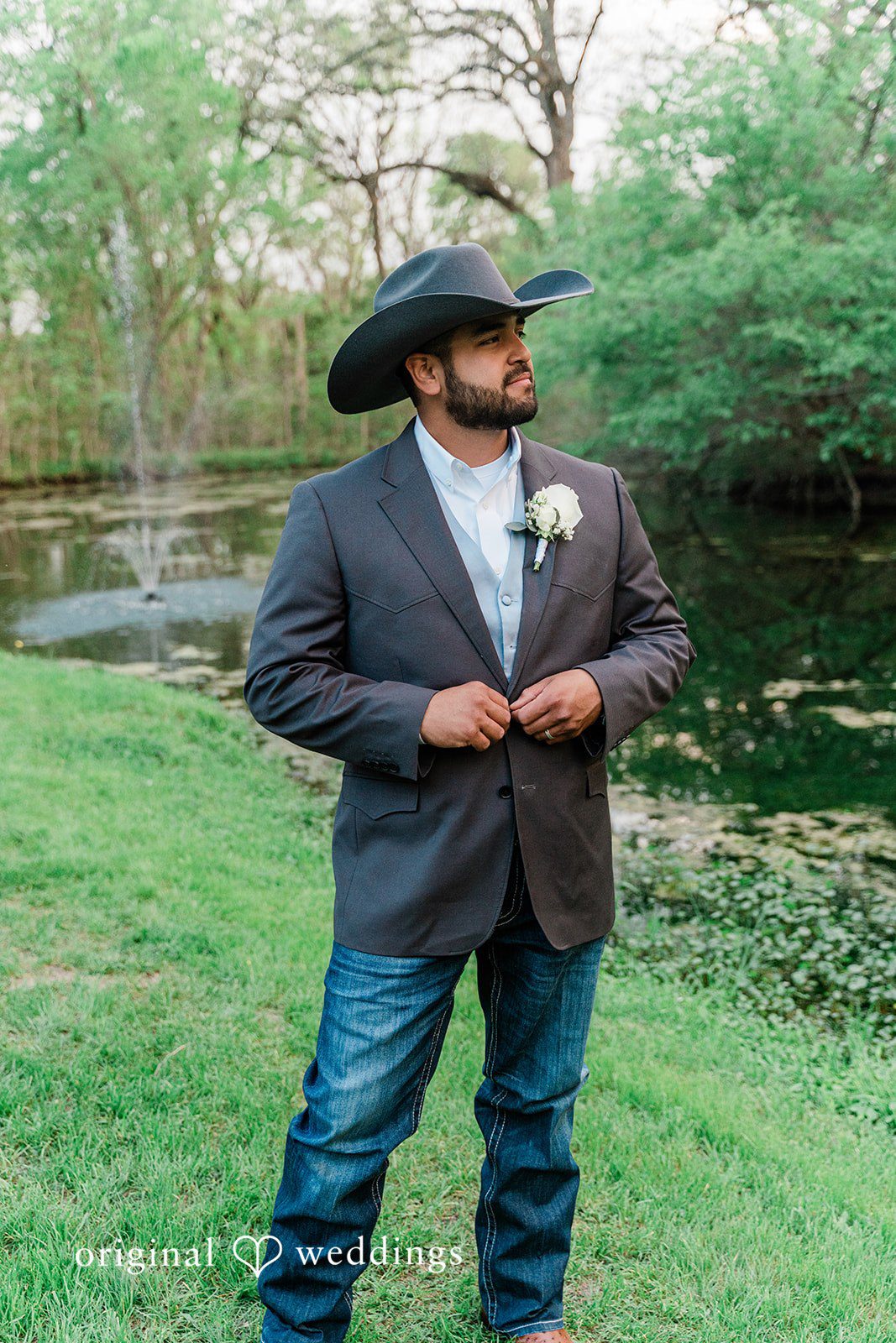 A cute portrait of the groom