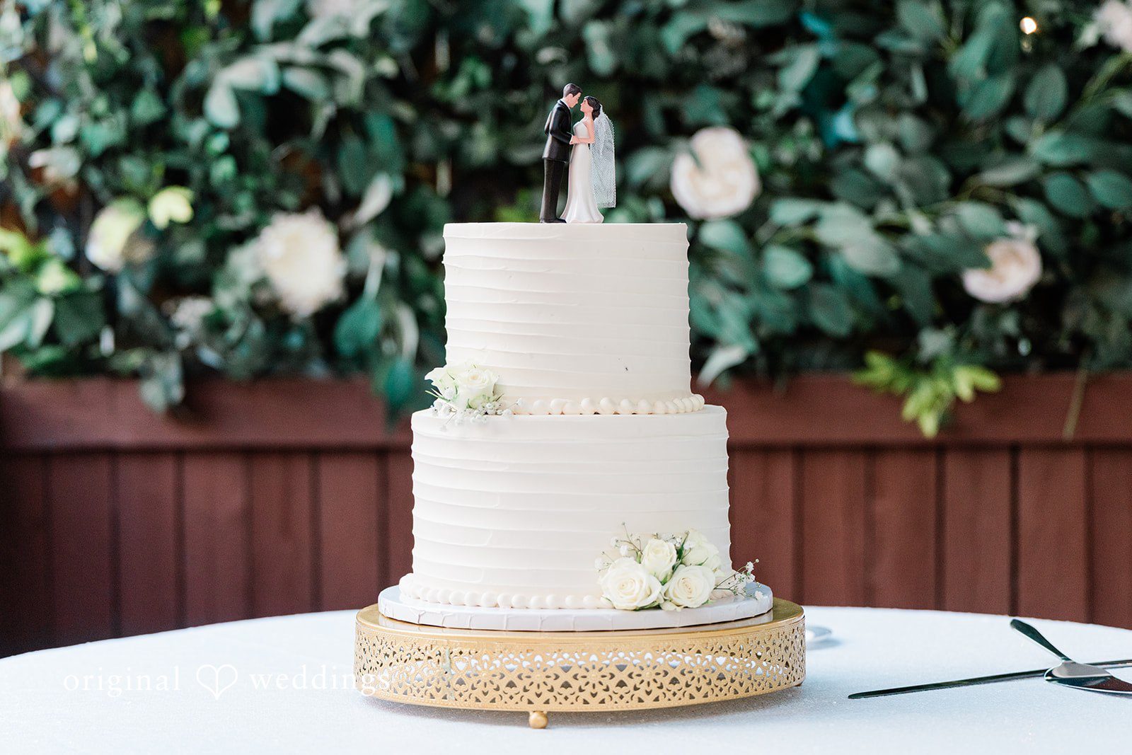 An all-white wedding cake
