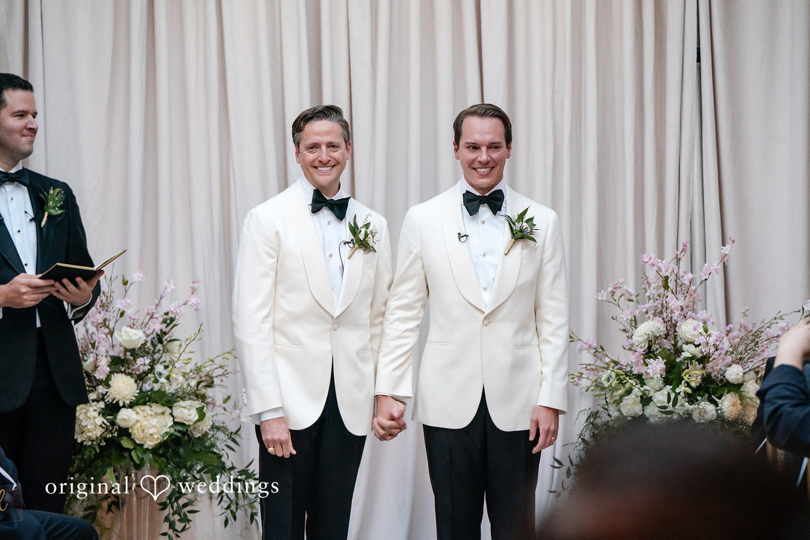 Dallas Wedding Photographers at Arts District Mansion | Matthew & Brown -