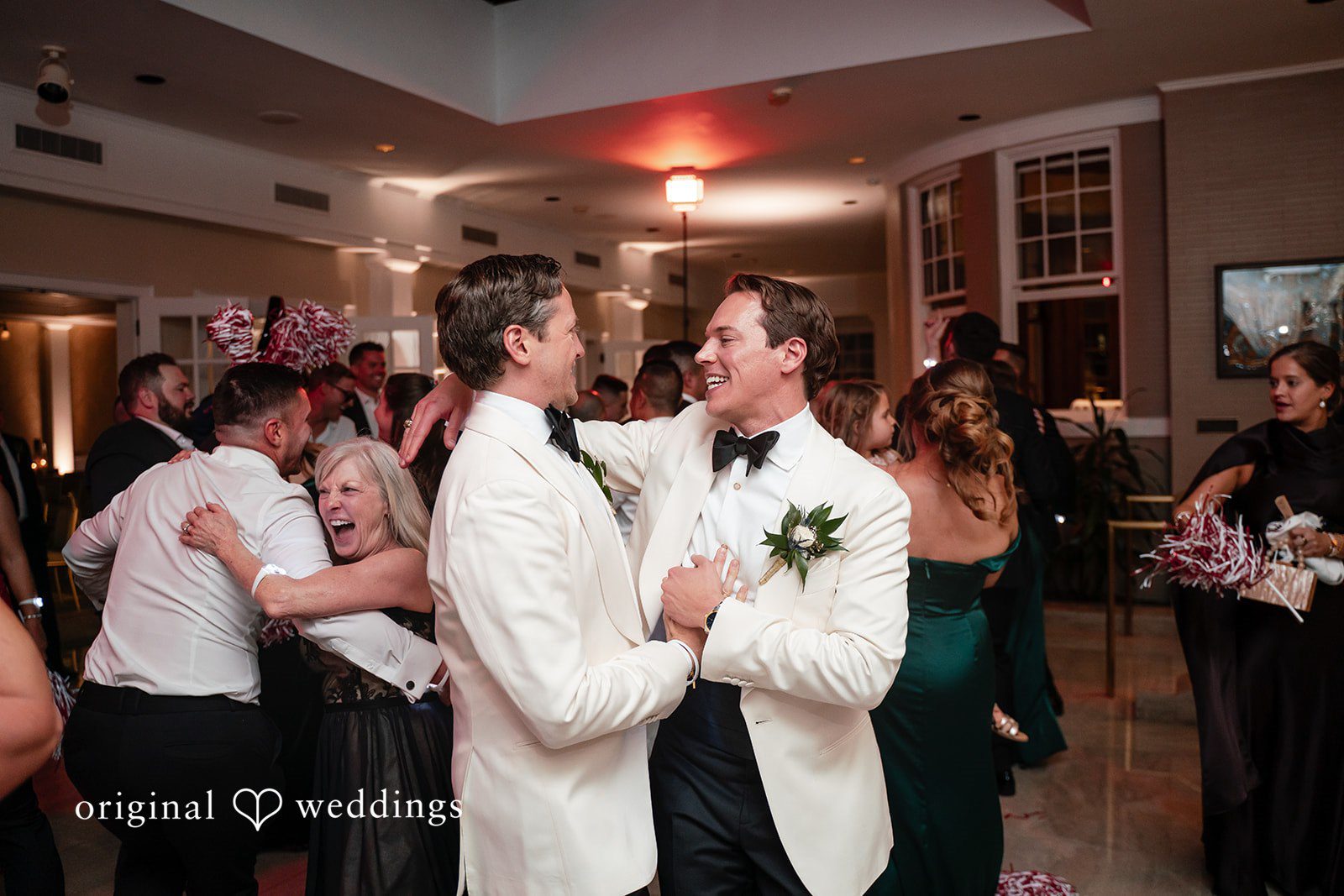 Dallas Wedding Photographers at Arts District Mansion | Matthew & Brown -