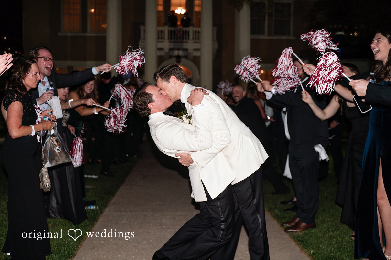 Dallas Wedding Photographers at Arts District Mansion | Matthew & Brown -