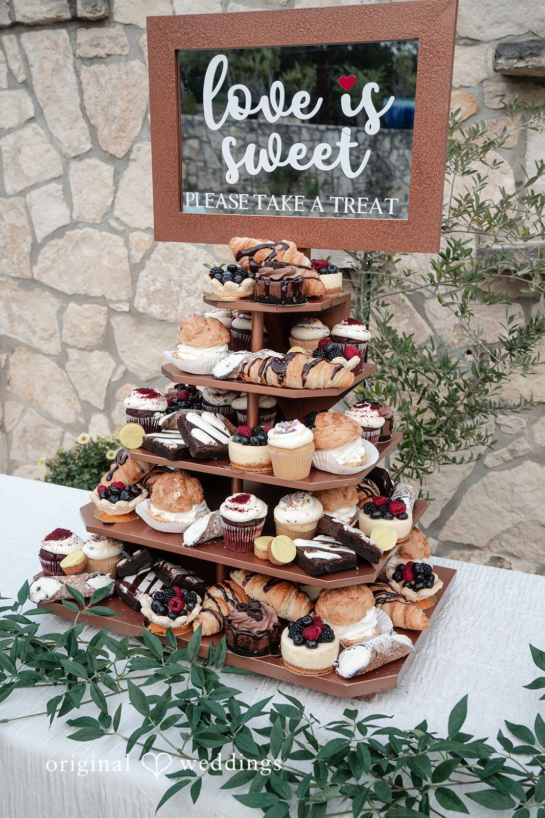 Hannah + Will Cupcake and dessert table detail shot