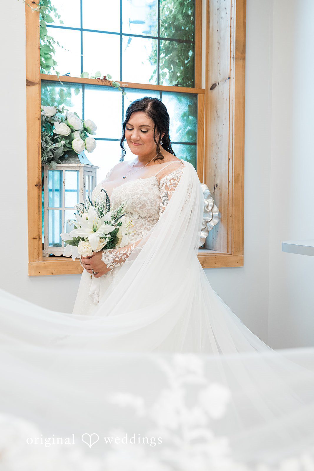 Lovely portrait of bride at Blumen Gardens